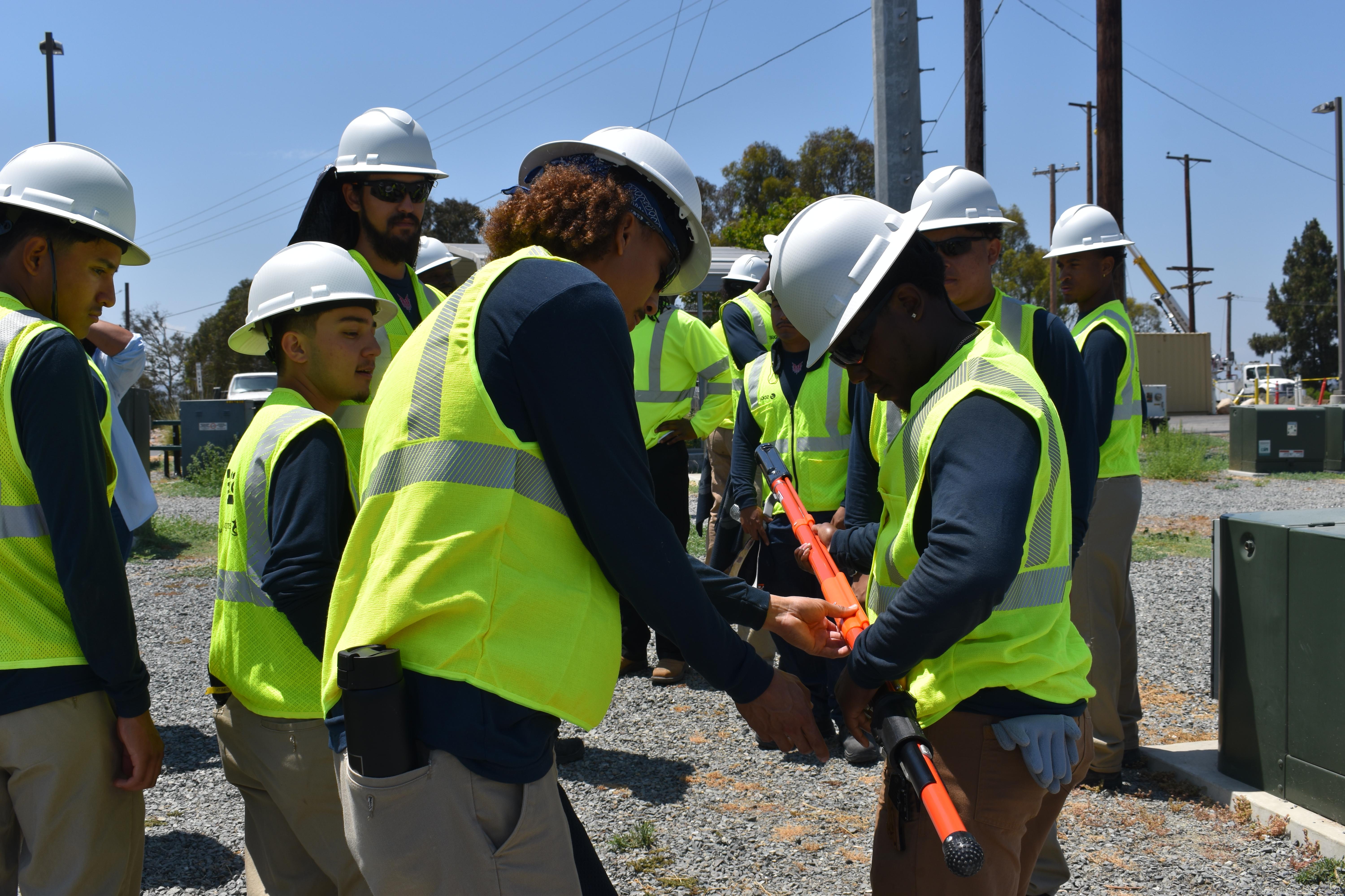 workers wearing heard hats